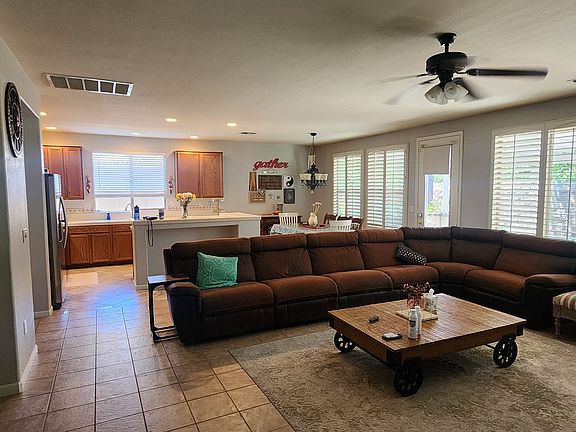 4th image of 5146 Garlenda Dr