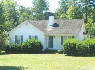 515 Lassiter Rd, Four Oaks, NC 27524