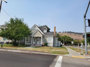 1914 2nd St, La Grande, OR 97850