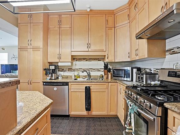 5th image of UNIT 304-530 J AVENUE S