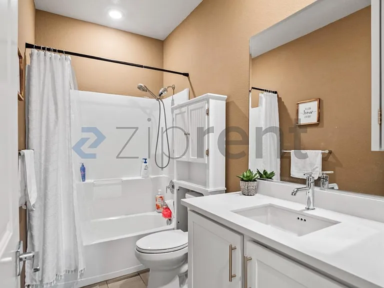 5996 Markham Dr — Photo 18