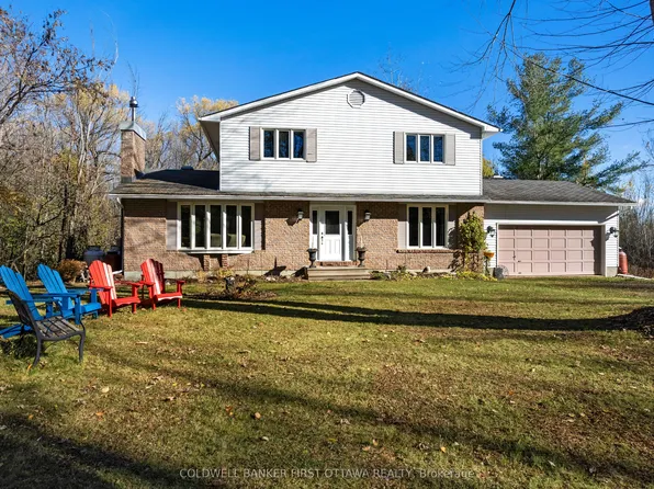 3900 Stonecrest Rd, Ottawa, ON K0A 3M0