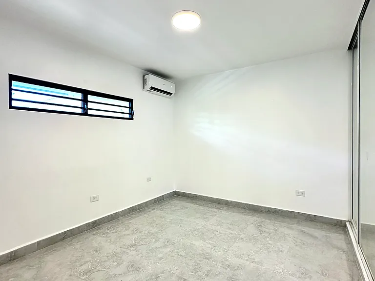1625 Santa Eduvigis — Photo 15