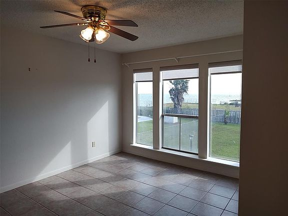 2nd image of 500 Tiki Dr APT 113