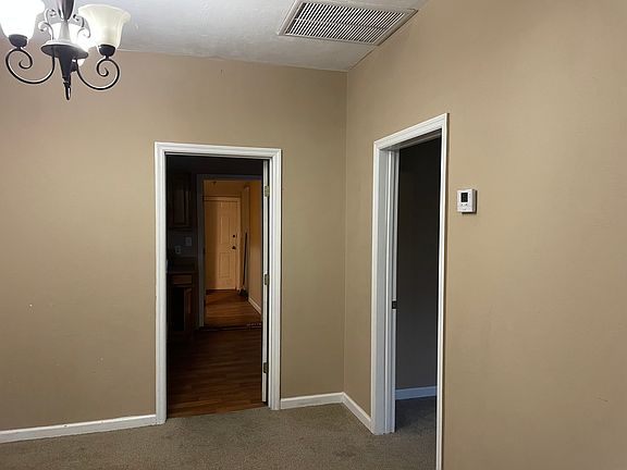 5th image of 610 SW 3rd St