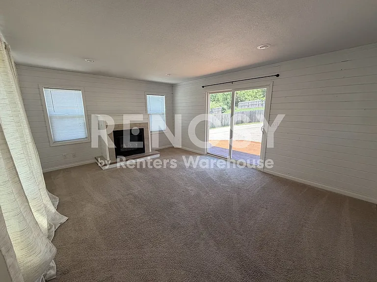 2907 Knollwood Dr SE — Photo 6