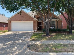 3024 Peppercorn Dr, Euless, TX 76039