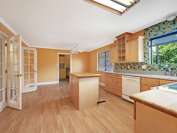 3rd image of 2554 Tuscan Drive