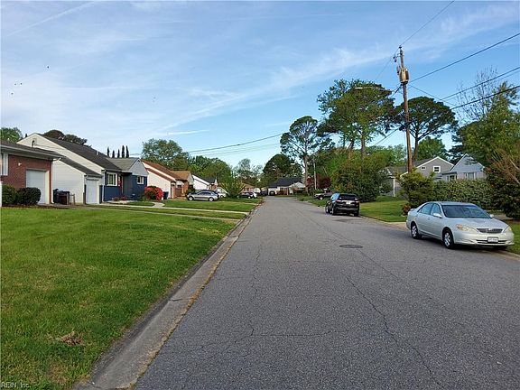 2nd image of 5809 Mojave Rd