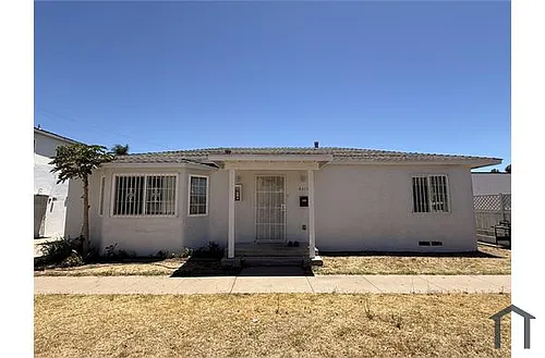 4313 Euclid Ave Photo 1