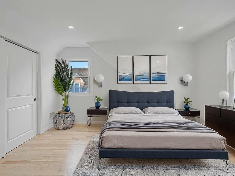 42 Smith St — Photo 18