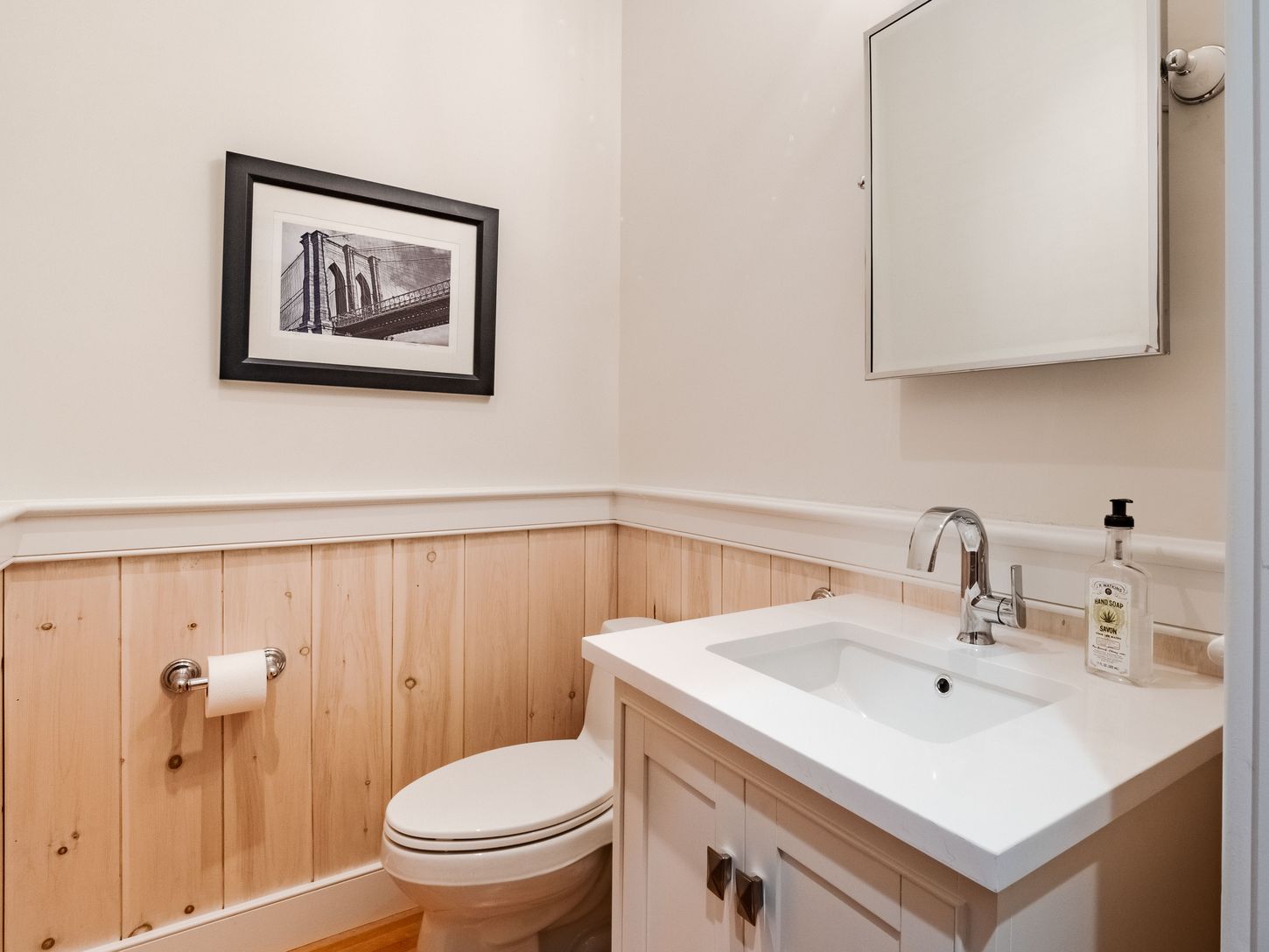  Powder room