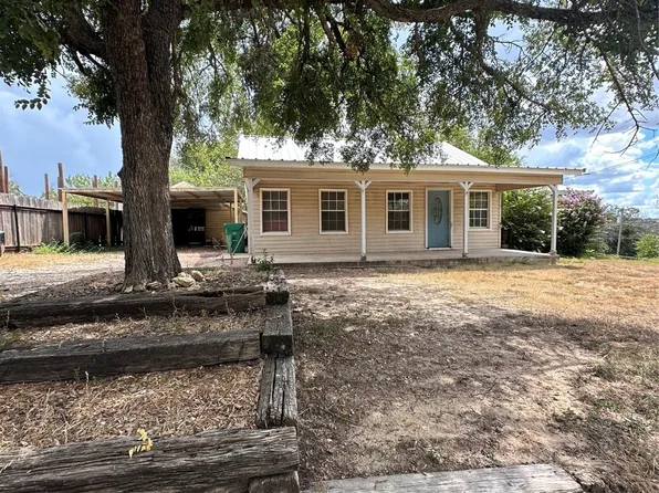 408 N Cage St, Hamilton, TX 76531