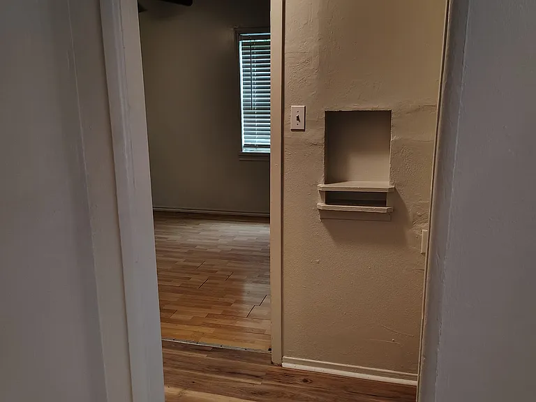 317 Byrne St — Photo 15