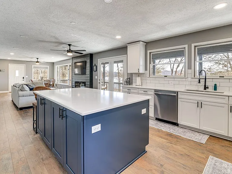 24311 Raintree Ln — Photo 14