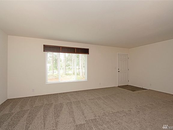 5th image of 14328 97th Ave NW