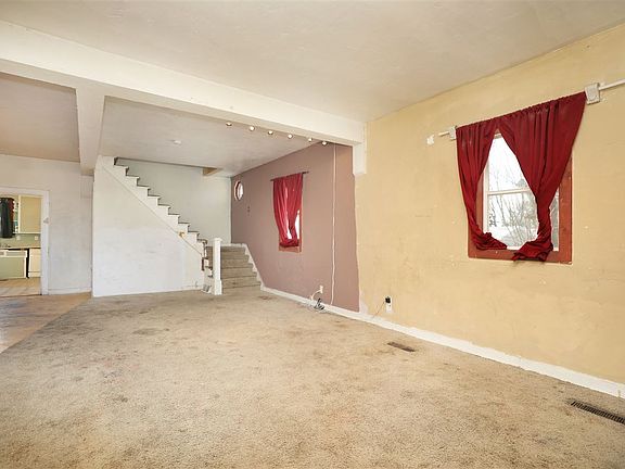 3rd image of 1507 Western Ave
