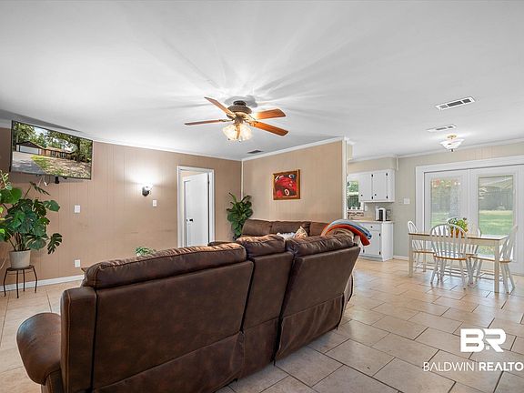 2nd image of 2481 Melanie Ct W