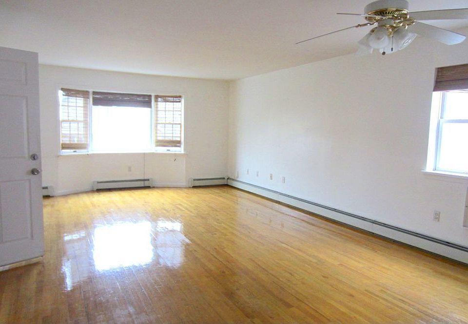 621 Logan Ave, Bronx, NY 10465 Zillow