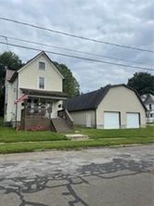 18 Leet Greenville Br, Greenville, PA, 16125