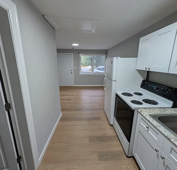1113 Portland Cobalt Rd #8 — Photo 4