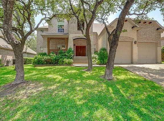 2nd image of 2817 Forest Green Dr