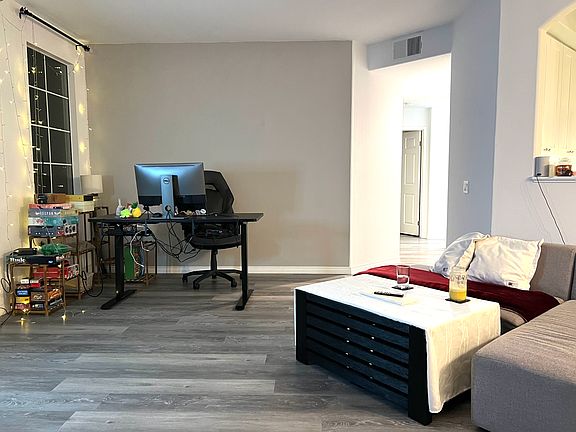 same living room - staged differently