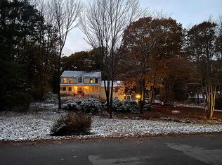 15 High Pasture Rd, Kittery Point, ME 03905