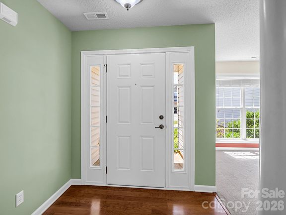 3rd image of 38 Black River Rd