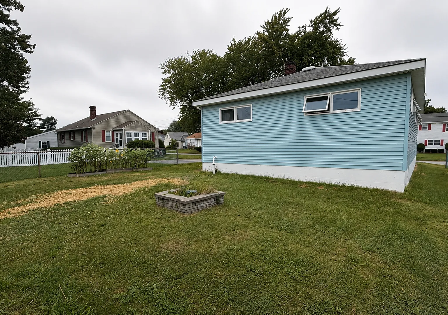 14 Free st — Photo 3