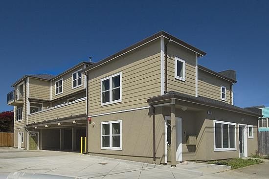 1st image of 2304 Palmetto Ave
