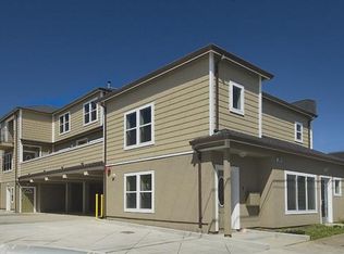 2304 Palmetto Ave, Pacifica, CA 94044