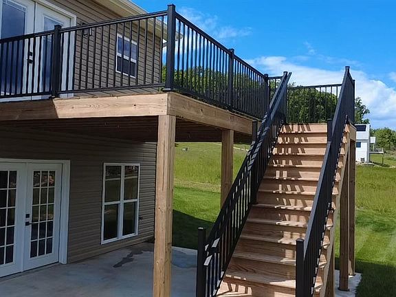 5th image of 38 Wedgewood Dr