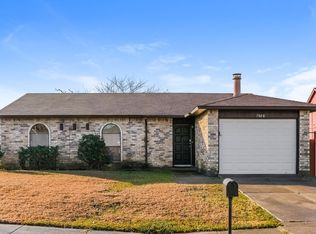 7008 Sandybrook Dr, Fort Worth, TX 76120