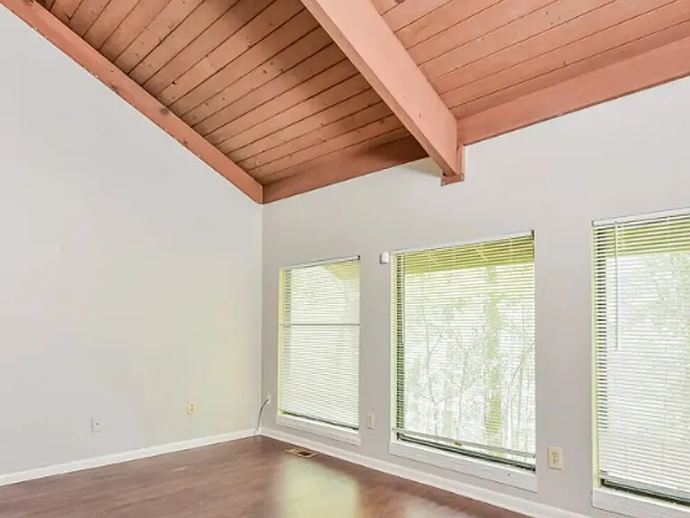 2563 Terrace Trl — Photo 3