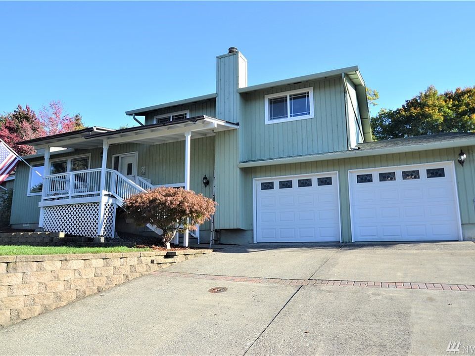 1st image of 2905 SE Blairmont Dr