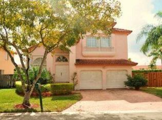 11060 NW 58th Ter, Doral, FL 33178