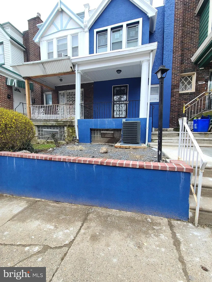 1804 Sulis St photo 1
