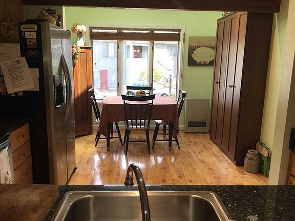 5th image of 612 Essex Ave APT 10