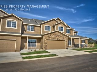 21942 W 125th Pl BUILDING 10, Olathe, KS 66061
