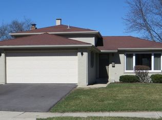 153 Waxwing Ave, Naperville, IL
