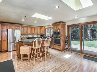 4235 Douglas Way, Lake Oswego, OR 97035