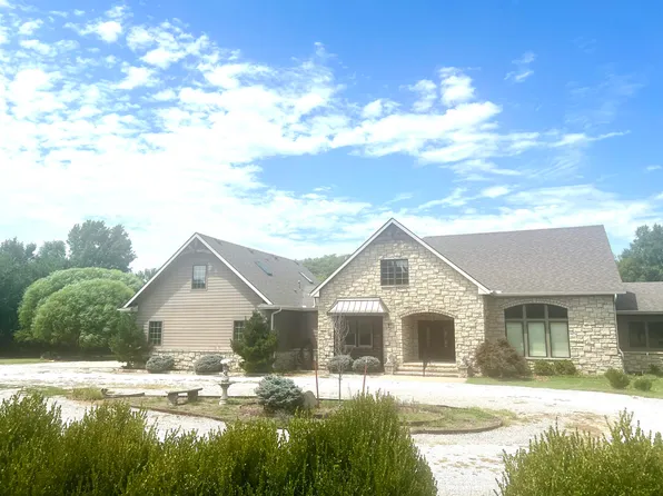 2000 E Madison Rd, Arkansas City, KS 67005