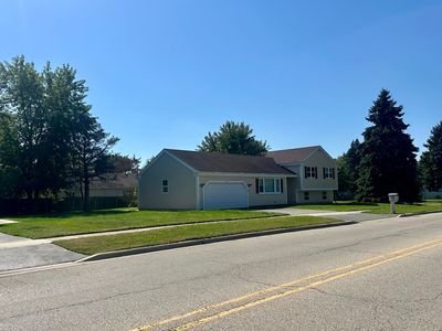 3811 W Orleans St, McHenry, IL, 60050