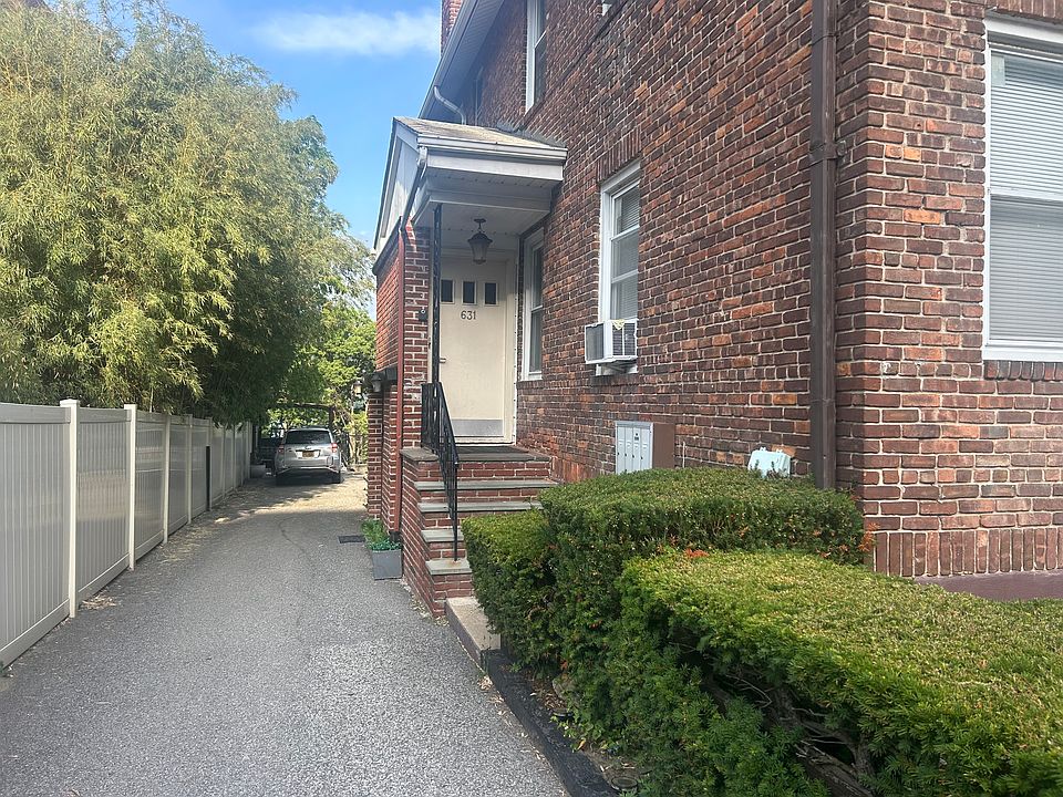 Side door to Apt 2F