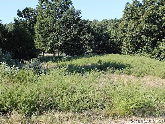 2nd image of 12 Fox Run Rd
