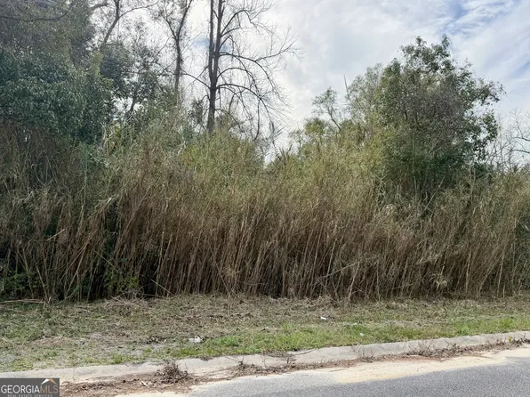 902 Williams St, Waycross, GA 31501