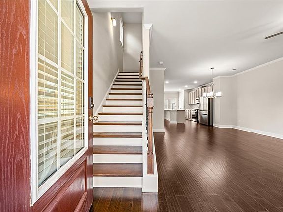 2nd image of 2695 La Rive Dr