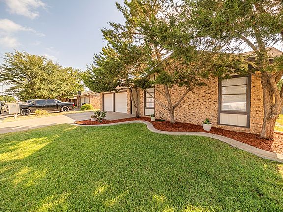 4th image of 2472 Santa Cruz Ln