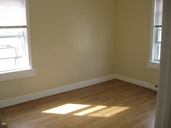 5th image of 11 Garfield St APT 2